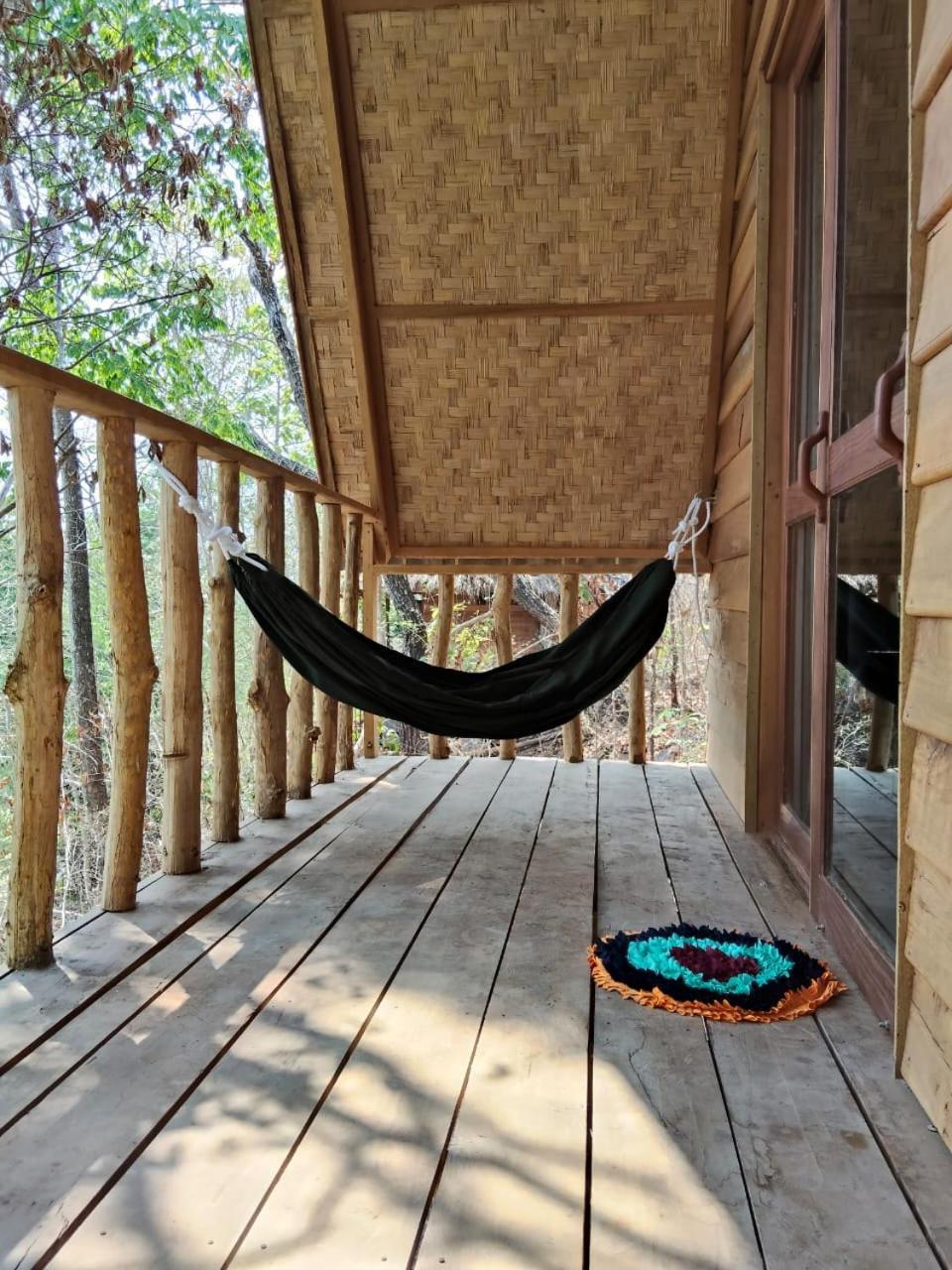 Fandee Island Treehouses & Ziplines - Tad Lo, Bolaven Loop Pakse Ban Kiangtat Kültér fotó